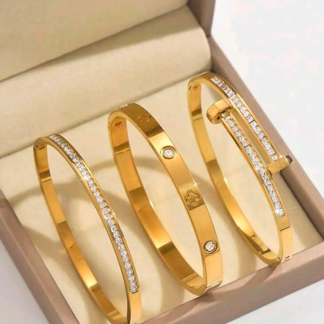 Golden Trio Armring-sett - Aurora Jewellery NorgeGullarmbånd Aurora Jewellery Norge7