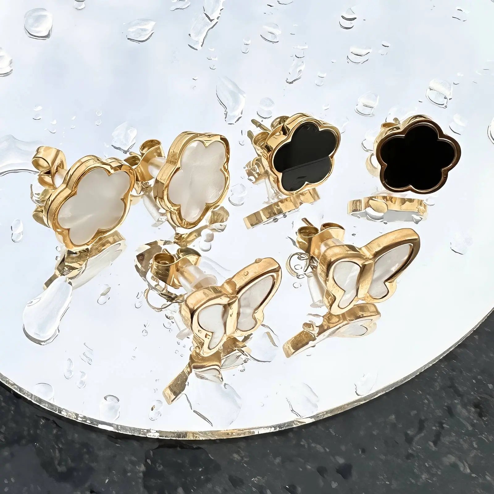Flower MOP Studs - Aurora Jewellery NorgeFlower MOP Studs Aurora Jewellery Norge7