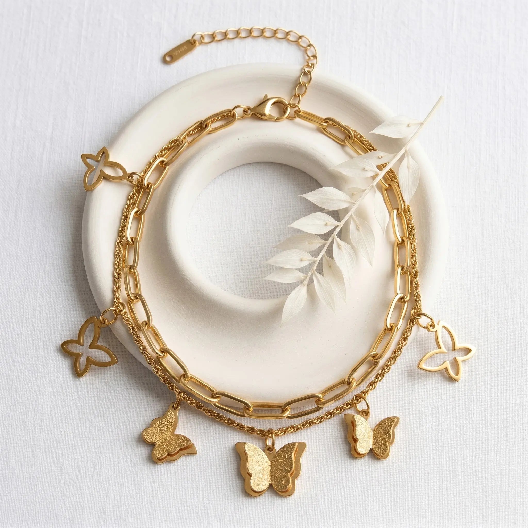Monarch Charm - Aurora Jewellery NorgeMonarch Charm Aurora Jewellery Norge7