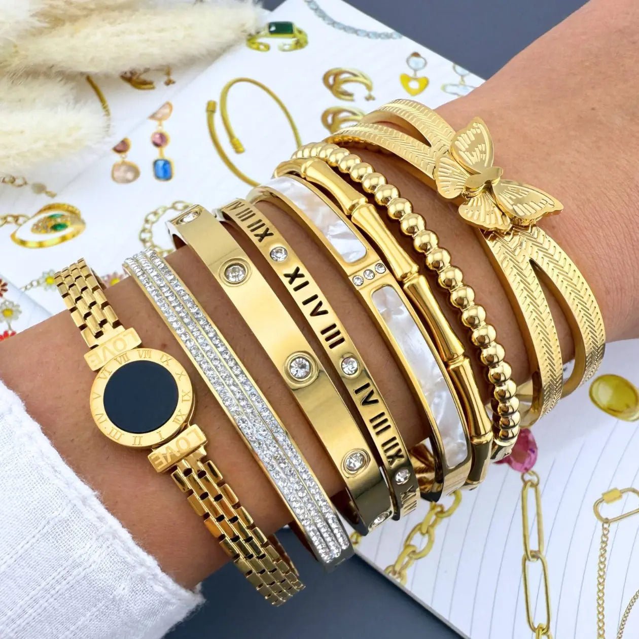 Roman Bangle - Aurora Jewellery NorgeRoman Bangle Aurora Jewellery Norge7