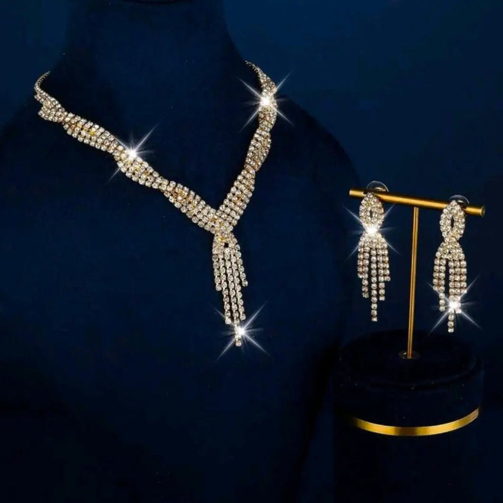 Aurora Cascade Silver Sett - Aurora Jewellery NorgeAurora Cascade Silver Sett Aurora Jewellery Norge7