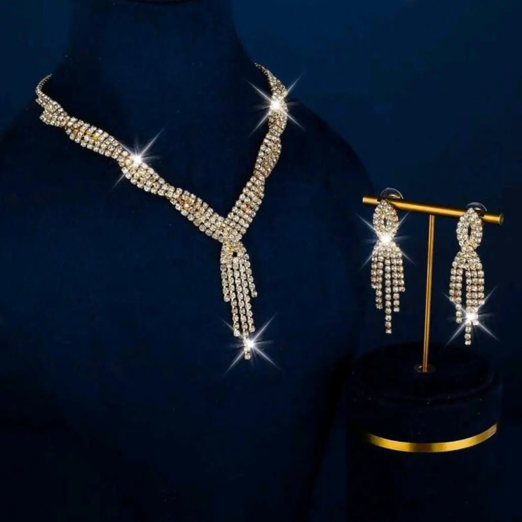 Aurora Cascade Silver Sett - Aurora Jewellery NorgeAurora Cascade Silver Sett Aurora Jewellery Norge7