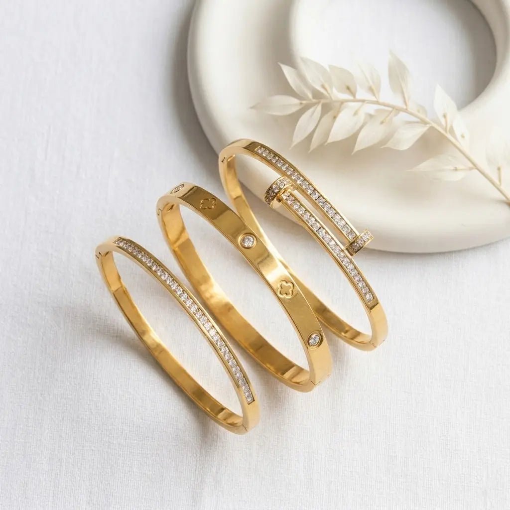 Golden Trio Armring-sett - Aurora Jewellery NorgeGolden Trio Armring-sett Aurora Jewellery Norge7